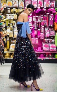 Harpers-Bazaar-New-York-Fashion-Week-in-Real-Life-1-2.thumb.jpg.2109db0984366ef2cd54debbbe63592f.jpg