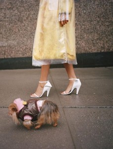 Imaan-Hammam-by-Theo-Wenner-for-Self-Service-FW-2017-14-760x997.thumb.jpg.f5ee559b42adc879ebc181b56c9bbc65.jpg
