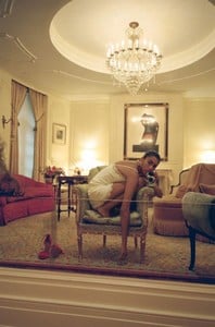 Imaan-Hammam-by-Theo-Wenner-for-Self-Service-FW-2017-4-760x1147.thumb.jpg.4dcdf48104441bac3280644091cbc001.jpg