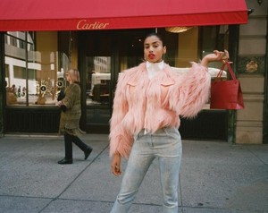 Imaan-Hammam-by-Theo-Wenner-for-Self-Service-FW-2017-6-760x603.thumb.jpg.4f28c64fc821d1508d953bed76b2c976.jpg
