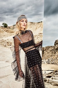 Instyle-Germany-Michaela-Kocianova-Michael-Groeger-6.thumb.jpg.5dfc3a0f7e23d3f24c8aaec42820e776.jpg