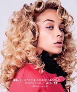 Jasmine-Sanders-Model03.thumb.jpg.9ef48b8cf6e9f2a4d72aec9ef9ad0a5e.jpg