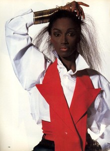 Katoucha_Penn_Vogue_US_July_1988_03.thumb.jpg.10f5c710237f48791fae68a6e83f5033.jpg