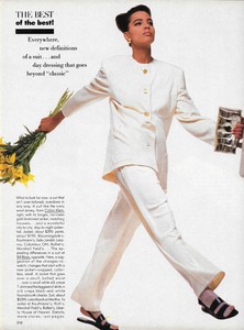 King_Vogue_US_February_1986_09.thumb.jpg.4b030ce0a85b37e1960e11403f948f24.jpg