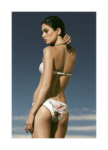 LB_BADQUEEN_S1558.thumb.jpg.63a9f2b702d8f6a92d3d198717791c38.jpg