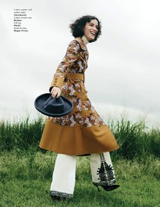 LOFFICIEL_Singapore_2017-page-007.jpg