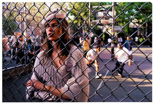 MJ_2003_09_FrenchVogue_EliseC_Manhattan_04_SMALL-1312-xxx_q75.thumb.jpg.d2a37d2698589300c0ee74dcb7ad2972.jpg