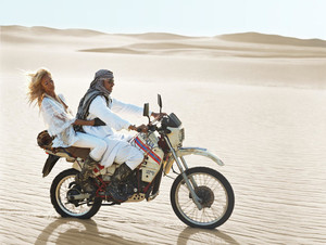 MJ_2006_FrenchVogue_Raquel_Egypt_07-1192-xxx_q75.thumb.jpg.6e9fc0bed822e0d28516d1224abfa520.jpg