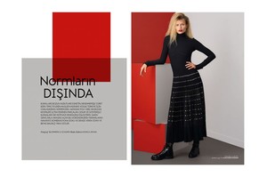 Natasha-Poly-by-Blommers-Schumm-for-Vogue-Turkey-October-2017-1-760x506.thumb.jpg.982eccadf4c91c93ea76478dcbdf9edc.jpg