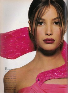 Penn_Vogue_US_April_1988_01.thumb.jpg.ea4d49d149b513b11f3fbd70af95f6b5.jpg