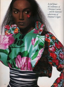 Penn_Vogue_US_April_1988_07.thumb.jpg.8e92e2340323776e8fa014ae40dada89.jpg