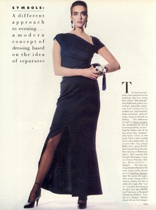 Penn_Vogue_US_January_1986_09.thumb.jpg.2f3b8328a0a34874ead17ca1de3df7df.jpg