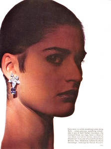 Penn_Vogue_US_June_1986_04.thumb.jpg.595b55d7af78d0bd98633d50c5692529.jpg