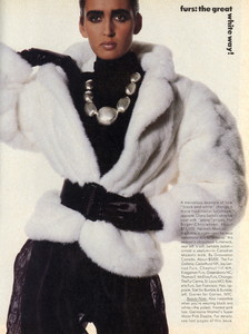 Penn_Vogue_US_November_1985_04.thumb.jpg.158fefc7866820832a3cbac088289410.jpg