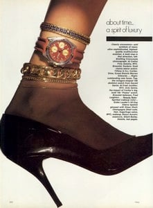 Penn_Vogue_US_October_1988_03.thumb.jpg.0a427c05e8e38ec04c72faf29ebfcc88.jpg