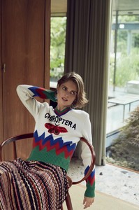 Red-Magazine-November-2017-Mariska-van-der-Zee-Chloe-Mallett-7.thumb.jpg.1c30f866c9675b6ebcc49dfeba757109.jpg