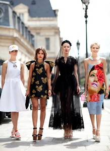 Russian_fashion_pack__Russian_Mafia_or_the_Czarinas-_Ulyana_Sergeenko_Miroslava_Duma__Vika_Gazinskaya_Elena_Perminova_.jpg