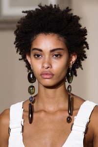 Schiaparelli_vogue.com__ARC0078.jpg