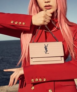 Vogue-Australia-X-David-Jones-Autumn-Winter-2017-6.thumb.jpg.453b1bda58a7b8f8f5dcfa8dd9c3a885.jpg