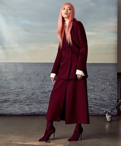 Vogue-Australia-X-David-Jones-Autumn-Winter-2017-7.thumb.jpg.1884943f6ac356258344f8ae9db17b5a.jpg