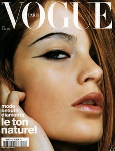 Vogue_Paris_June_July2001_Carolyn_Murphy_HQ_vogue285.jpg