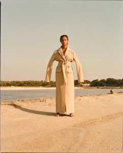 Wallette-Watson-by-Juliette-Cassidy-for-Odda-No.13-FW-17.18-1-760x942.thumb.jpg.6d8935c9604d5a09614b2a8556b11ae7.jpg