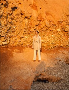 Wallette-Watson-by-Juliette-Cassidy-for-Odda-No.13-FW-17.18-4-760x976.thumb.jpg.be53cda75c6a26a429425ab077cac9a9.jpg