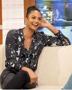 alesha-dixon-good-morning-britain-tv-show-in-london-10-27-2017-7.jpg