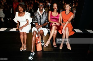 alfre-woodard-j-alexaner-kara-mccullough-and-iris-mittenaere-during-picture-id846143226.jpg