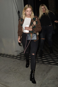 ashley-benson-out-for-dinner-in-west-hollywood-10417-14.jpg