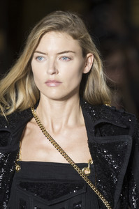 balmain-clp-rs18-1701.thumb.jpg.73c63d0ec2b4baa21e37b263108b145e.jpg