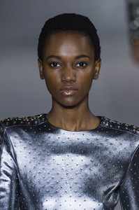 balmain-clpa-rs18-8464.thumb.jpg.2490585fa04d1ca3e9d3691c588540b9.jpg