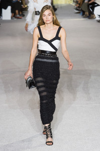 balmain-rs18-1621.thumb.jpg.13b3ae02692a3bf2b9a5948c57d9860b.jpg