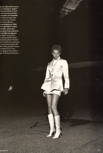 british_vogue_august_1994__amber_valetta__jansson10.thumb.jpg.9ec24ed64d24dc30e1184ec5679bd8cd.jpg