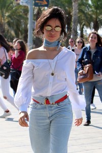 camila-cabello-out-and-about-in-barcelona-october-11-2017-1.jpg