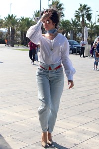 camila-cabello-out-and-about-in-barcelona-october-11-2017-6.jpg