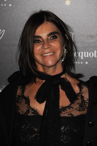 carine-roitfeld-the-veuve-clicquot-widow-series-vip-launch-party-in-london-5.jpg