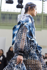 chanel-clp-i-rs18-2030.thumb.jpg.cdbb8309d68941f326f836c0695976e4.jpg