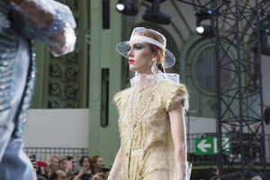 chanel-clp-i-rs18-2114.thumb.jpg.7f18e11d3b21c3f294d0739c0c20694a.jpg