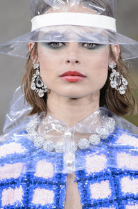 chanel-clpa-rs18-9148.thumb.jpg.6a56eefa8722ed3f7e025b4f9f4d8e07.jpg