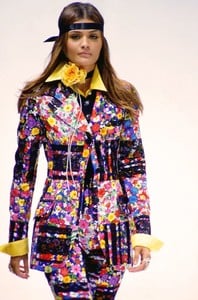 dolce-gabbana-ss-1993-1.thumb.jpg.712917c4ce5ac1d4de1517087dd9f1f6.jpg