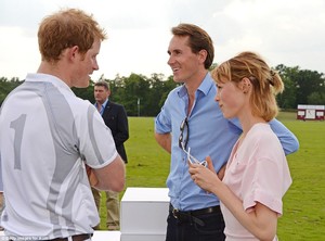 edie_audi_polo_1jun14_dailymail_2.thumb.jpeg.44bda7311f740315891d829f3ef85ad6.jpeg