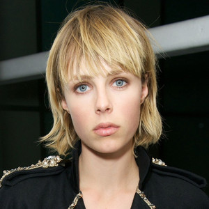 edie_chanel_12oct15_telegraph.thumb.jpg.3820cd76655eab8715369455caa975aa.jpg