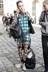 edie_louis_vuitton_ss14_trendystyle_1.thumb.jpg.ddd2b89b1dadfa1441be835030abed70.jpg