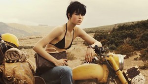edie_louisvuitton_spiritoftravel_spring14_vogue_1.thumb.jpeg.e9f37c47ee3d5909d7b89f95d5385475.jpeg
