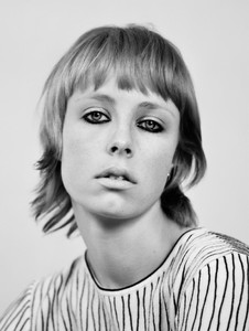 edie_marie_claire_may15_artlistparis.thumb.jpg.d3b6cc7cf8e7b0825ed1896c0e49edb9.jpg