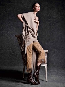 edie_vogue_paris_mar14_bewitchmag_1.jpg