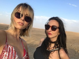 ediebcampbell_marrakech_8oct17.thumb.jpg.5de4c9bb29a3ab780148e26552f623a2.jpg