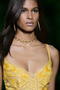 elie-saab-clp-rs18-1030.thumb.jpg.7b0af1f83807a5c8e0304ec55aa99508.jpg