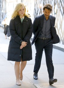 elle-fanning-on-set-of-a-woody-allen-film-in-nyc-10517-5.jpg